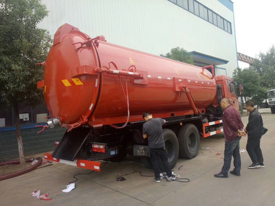 新安縣吸糞車與湖北大力吸污車 產(chǎn)品特點及細節(jié)展示